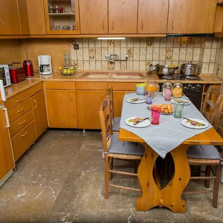 아파트 Thea 카발라